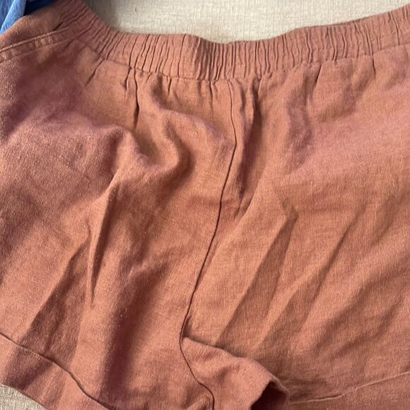 Forever 21 Rust Brown Linen Blend Cuffed Shorts‎ - Picture 2 of 7
